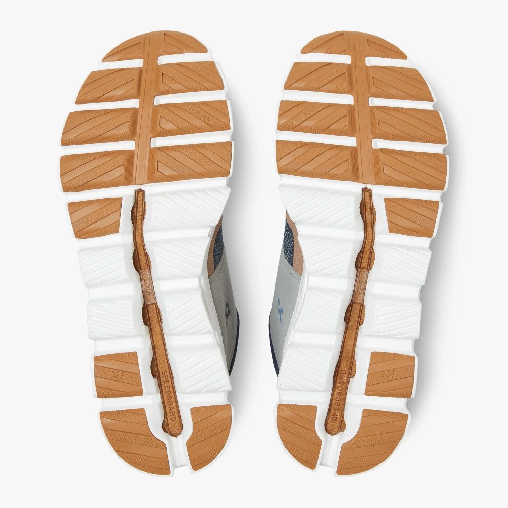 Cloud Hi Edge: Swiss-designed running shoes, perfect for adventures. Grab a Kelp/Ivy pair now from our outlet!